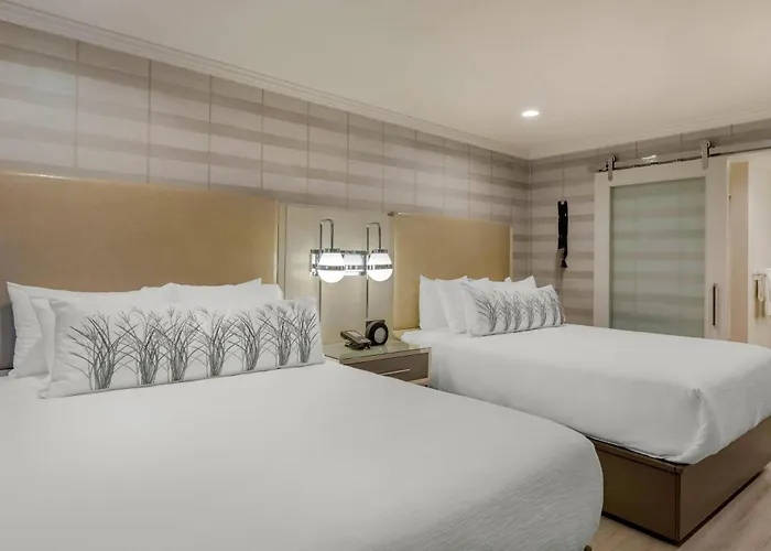 Bluestem Hotel Torrance Los Angeles, An Ascend Collection Hotel